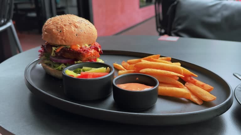 Chicken Jumbo Burger